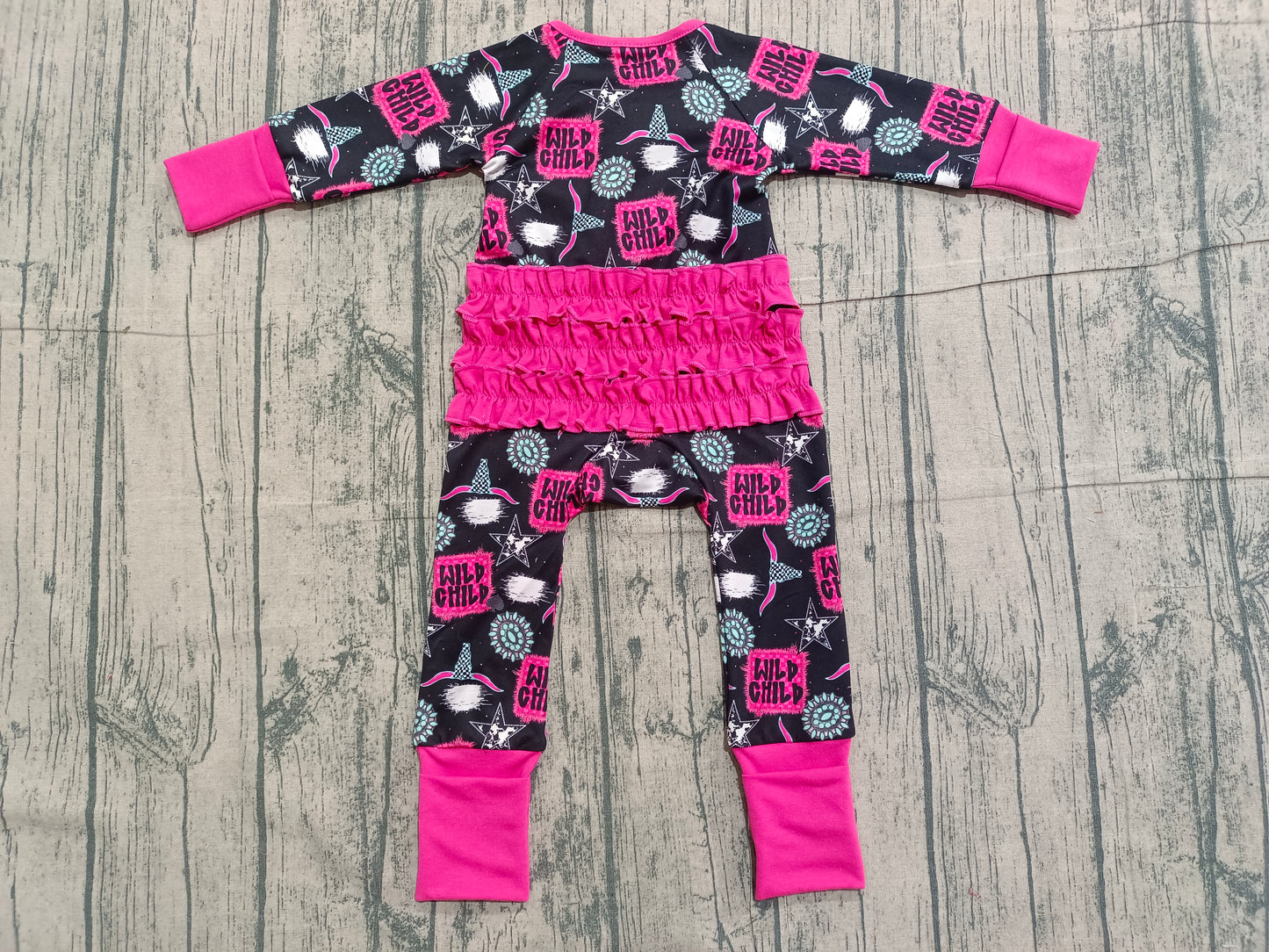 ( No moq ) Preorder Baby Girls Long Sleeves Western Cow Print Ruffle Zipper Sleeper Romper