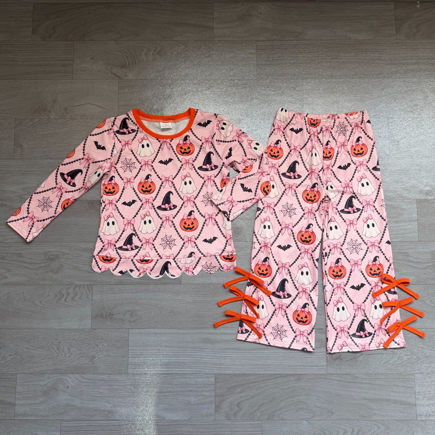 ( No moq ) Preorder Baby Girls Kids Halloween Ghosts Pumpkins Bows Scallop Shirt Pants Set Clothes