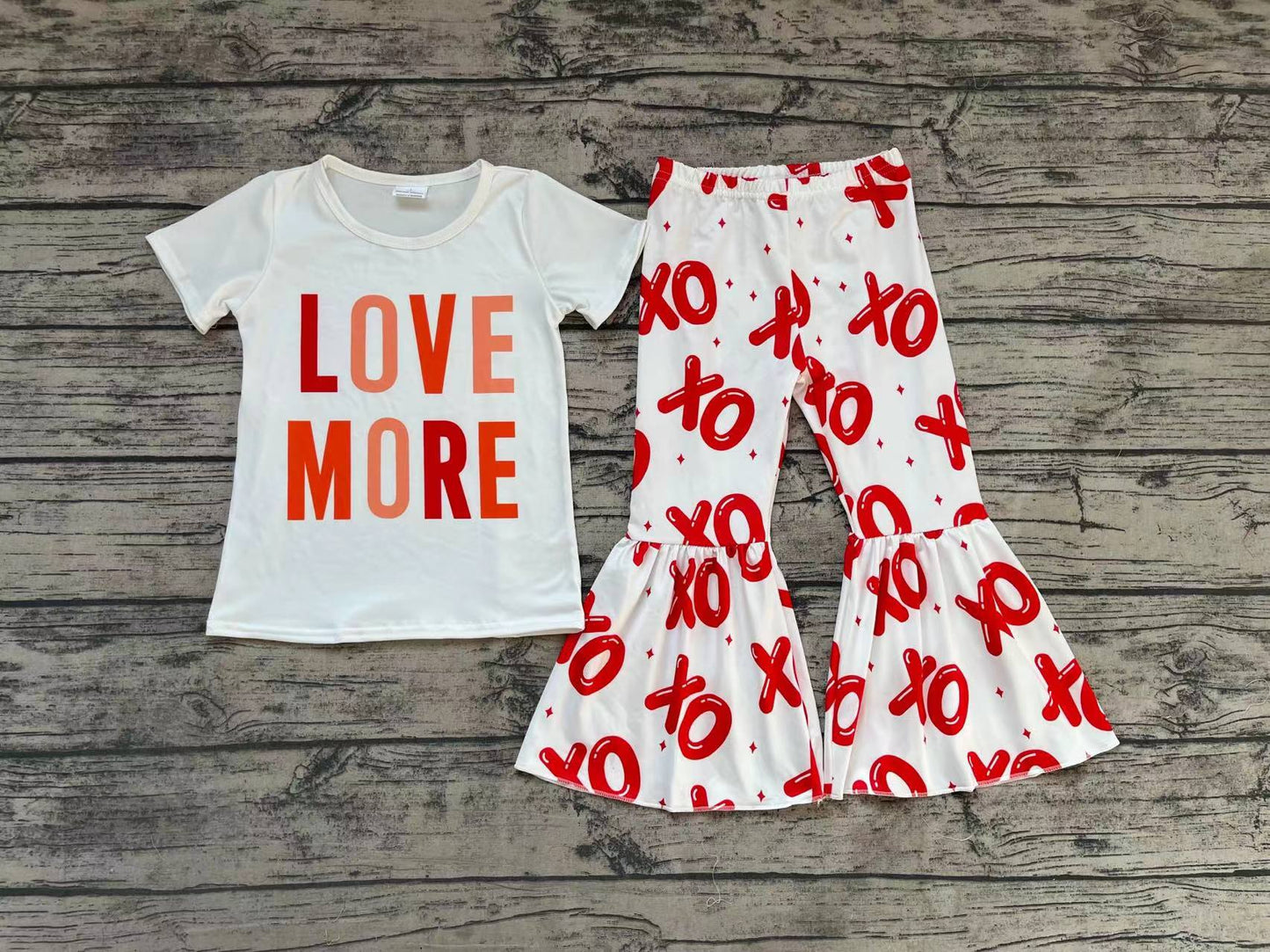No moq Pre-order GSPO1122 Baby Girl Valentines Love More Shirt Bell Pants Set