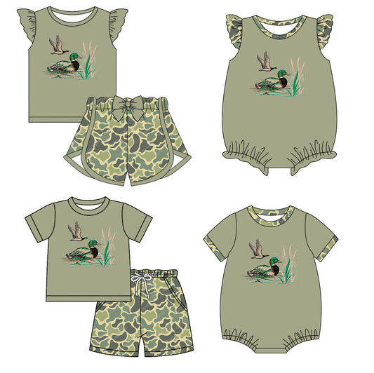Baby Boy Girl Short Sleeves Ducks Camo Green Sibling Romper Clothes Set ( Moq 5 Each style ) 11.28