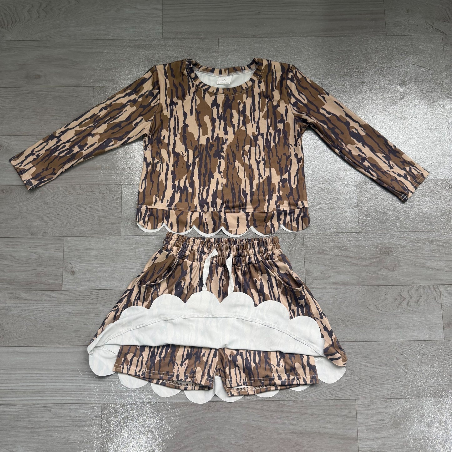 ( No moq ) Preorder Baby Girls Kids Long Sleeves Shirt Scallop Pockets Skirt Shorts Olive Camo Set Clothes