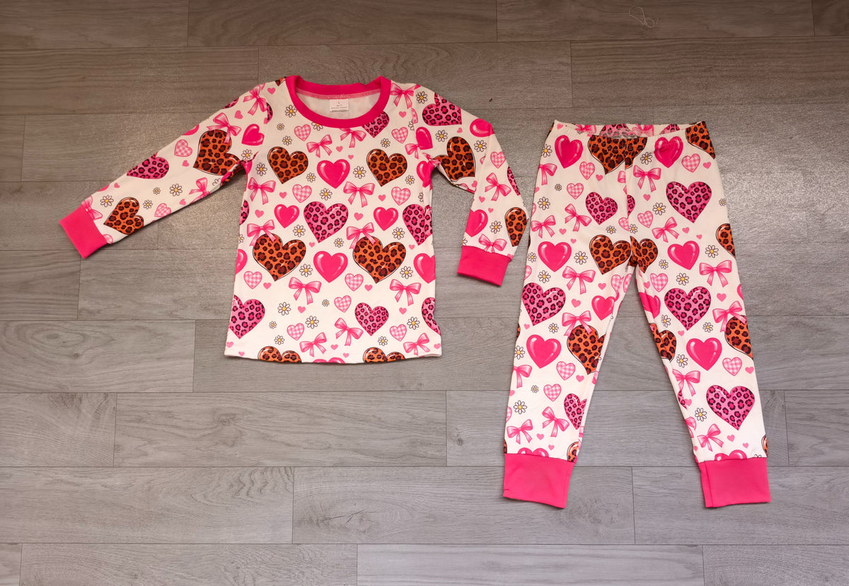 ( No moq ) Preorder Baby Girls Kids Leopard Hearts Bows Shirt Pants Set Pajamas Valentine Clothes