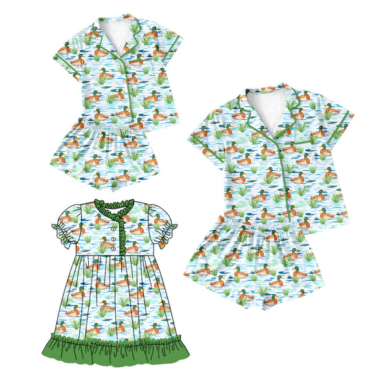 Baby Girl Adult Women Ducks Green Sibling Pajamas Dress Set ( Moq 5 Each Style ) 1.13