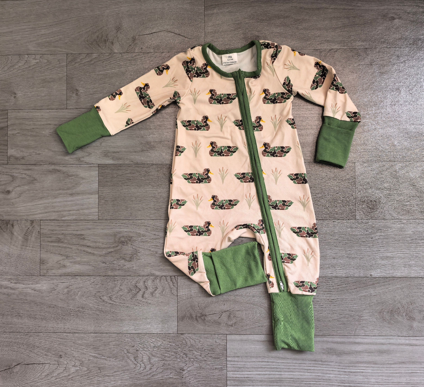 ( No moq ) Preorder Baby Boys Kids Long Sleeves Camo Ducks Zipper Footie Sleeper Romper