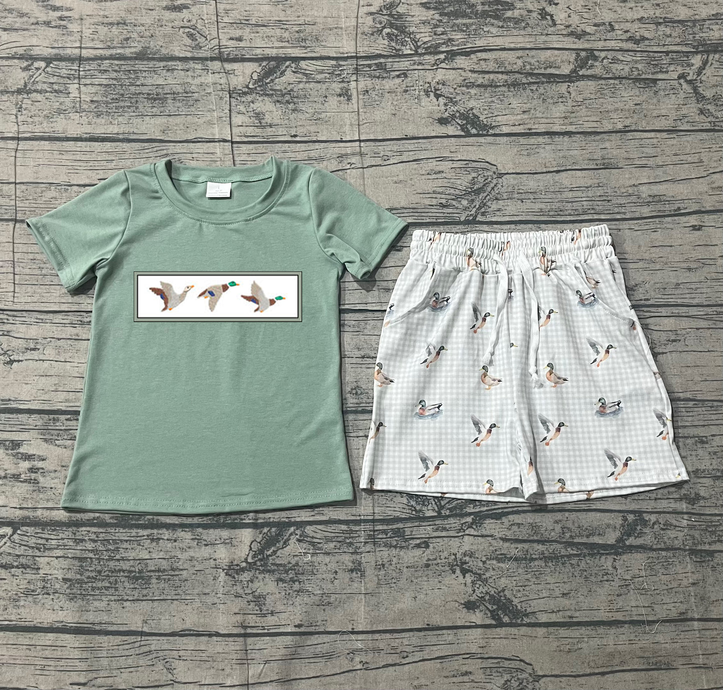 ( No moq ) Preorder Baby Boys Kids Short Sleeves Embroidery Ducks Shirt Pockets Shorts Set