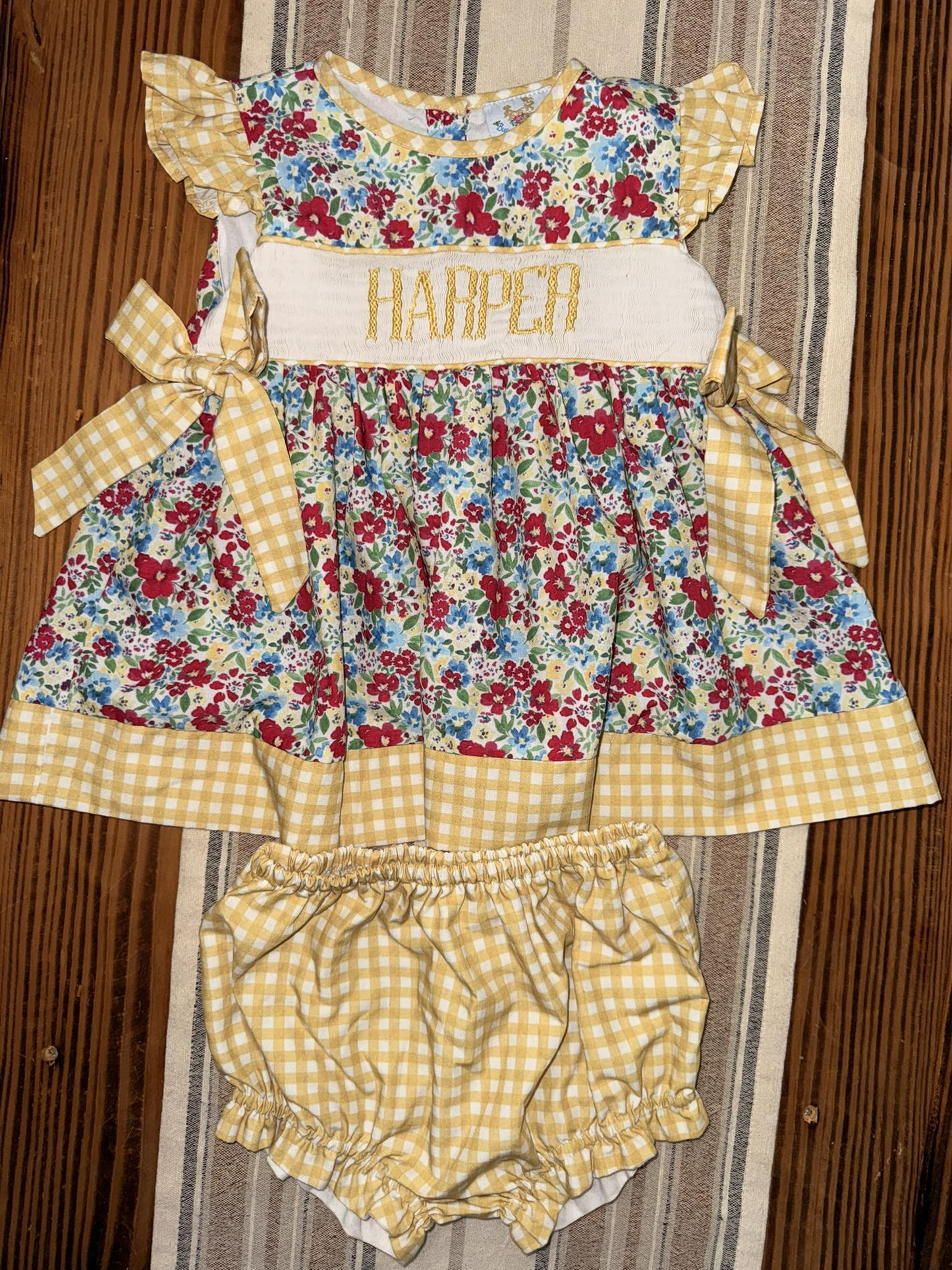 ( Moq 5 ) Preorder Baby Girls Short Sleeves Happer Floral Bows Tunic Plaid Bummie Shorts Set