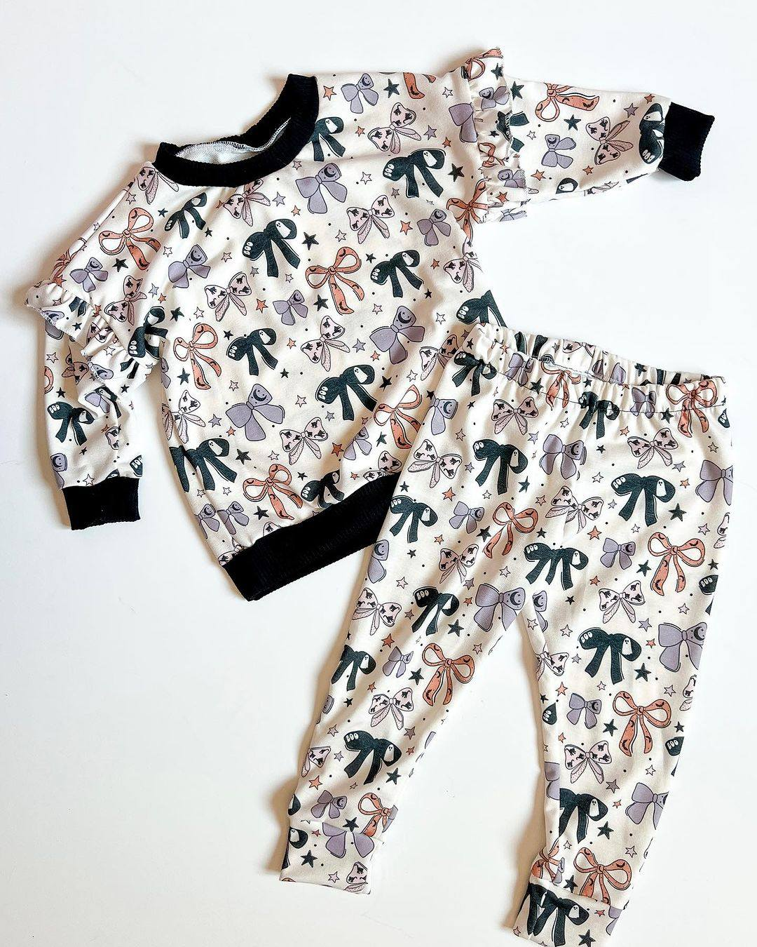 Pre-order Baby Girl Halloween Bows Shirt Pants Pajamas Set
