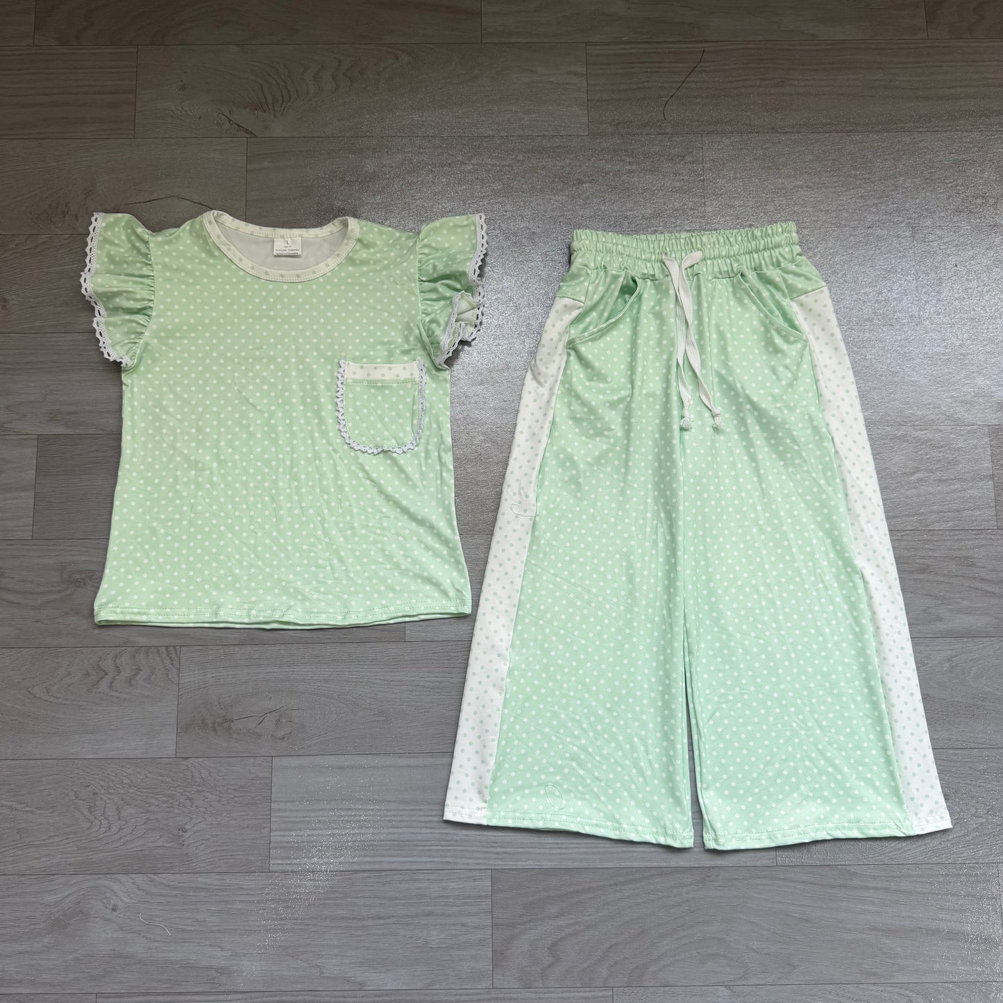 ( No moq ) Preorder Baby Girl Kids Short Sleeves Pocket Shirt Dots Pants Green Set Clothes