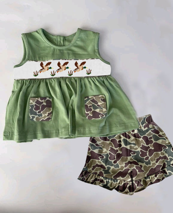 Preorder Baby Girl Ducks Pockets Green Tunic Camo Shorts Hunting Clothes Set ( Moq 5 )