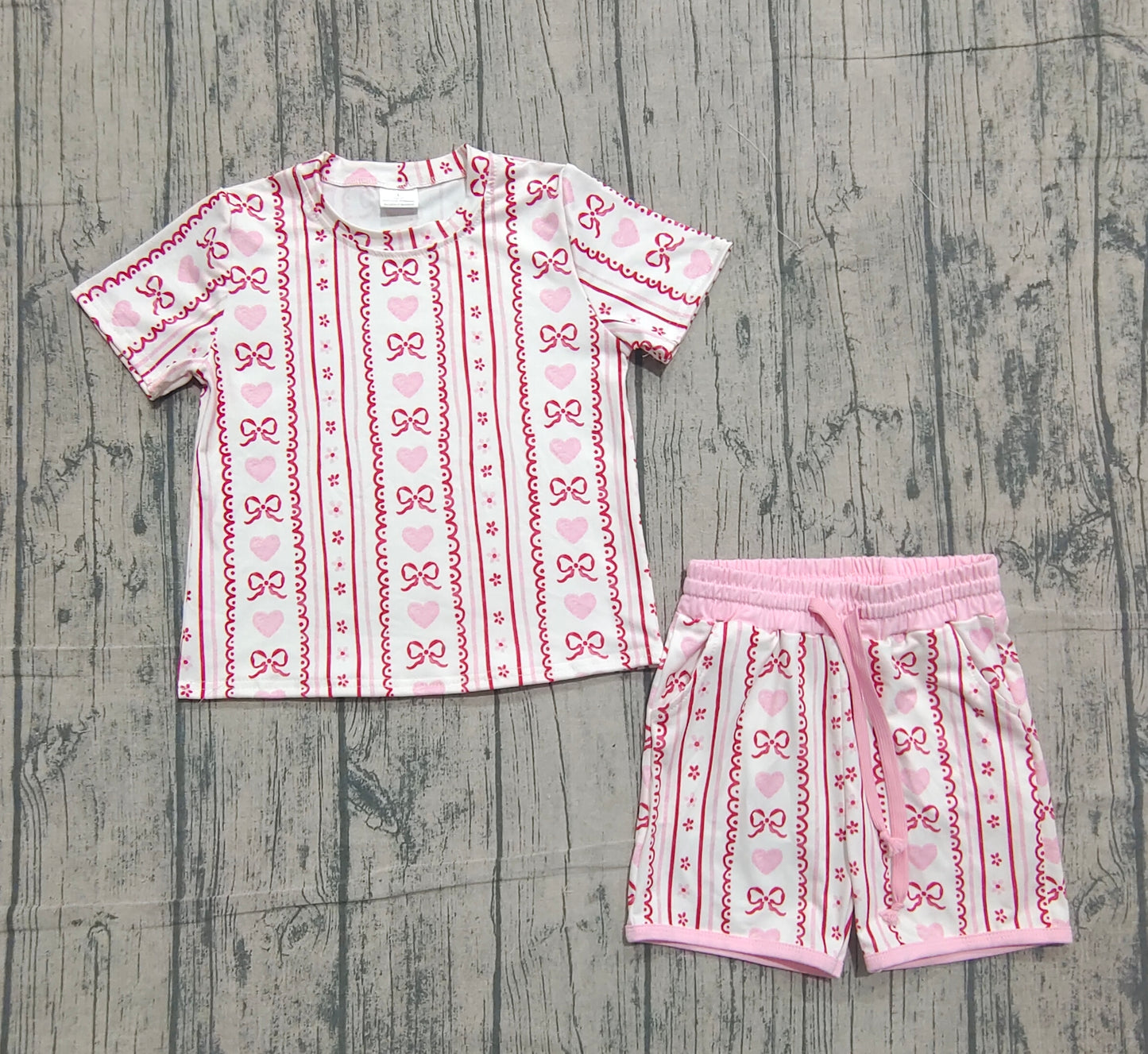 ( No moq ) Preorder Girls Kids Short Sleeves Hearts Bows Floral Shirt Pockets Shorts Valentine Set