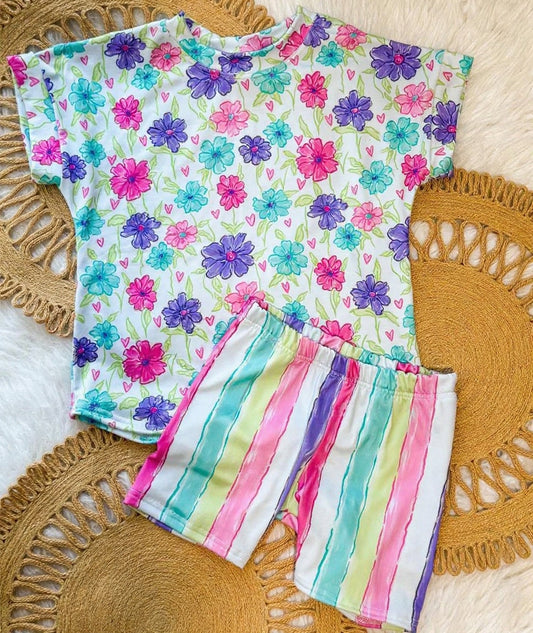 ( Moq 5 ) Preorder Baby Girls Flower Hearts Shirt Stripes Shorts Valentines Clothes Set