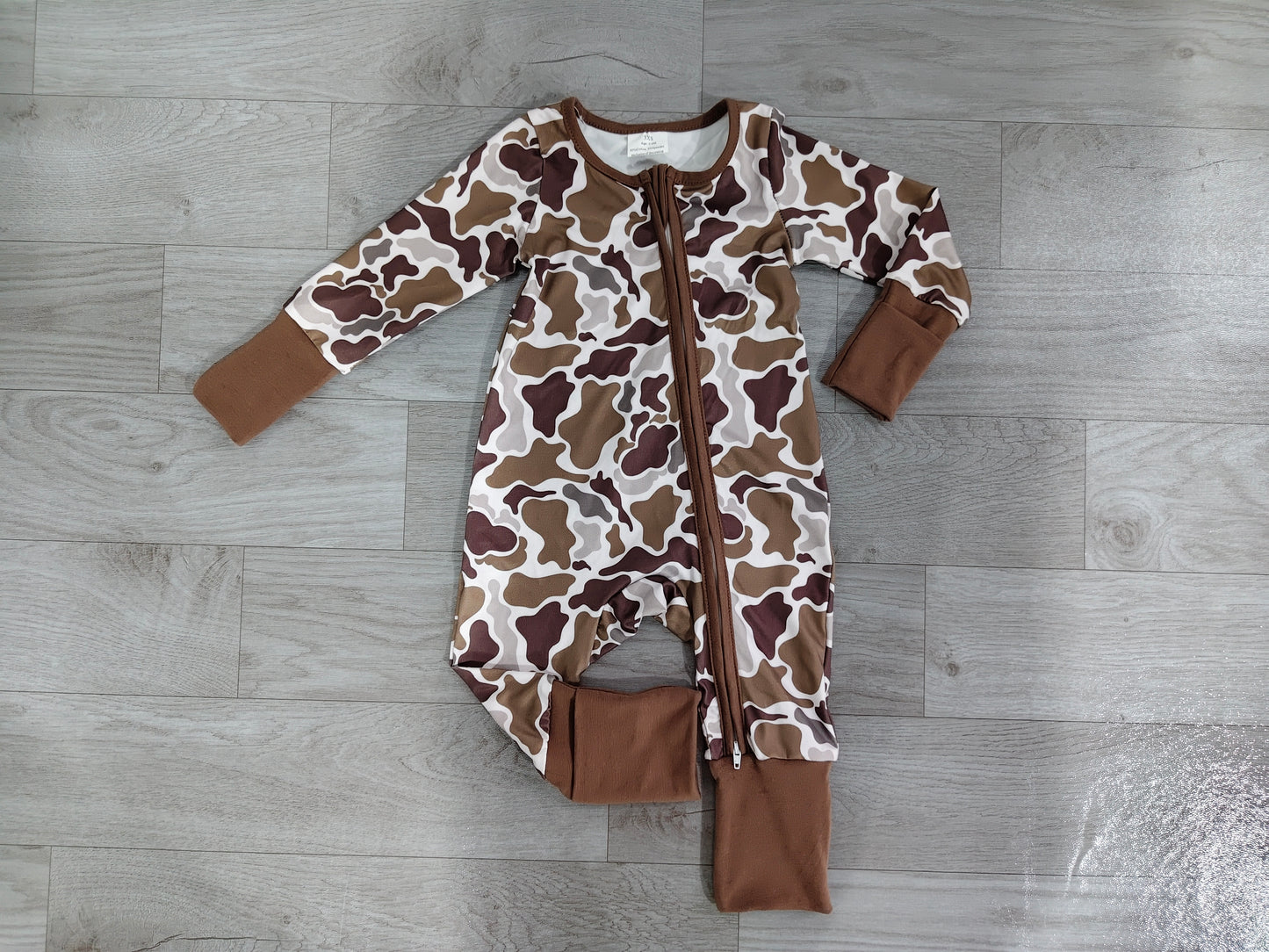 ( No moq ) Preorder Baby Boys Long Sleeves Camo Zipper Footie Sleeper Romper