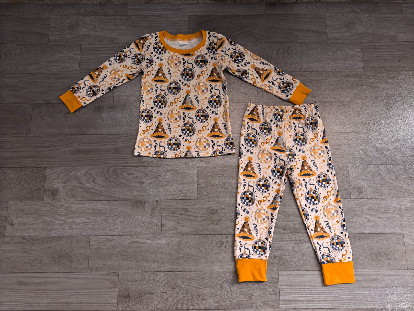 ( No moq ) Preorder Baby Boys Kids Long Sleeves Happy New Year Shirt Pants Set Pajamas Clothes