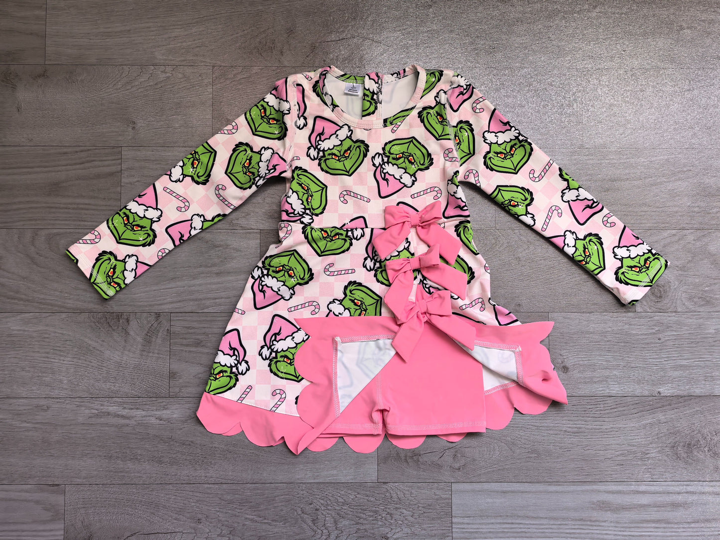 ( No moq ) Preorder Baby Girls Kids Long Sleeves Christmas Green Face Bows Scallop Dress Yoga Active Clothes