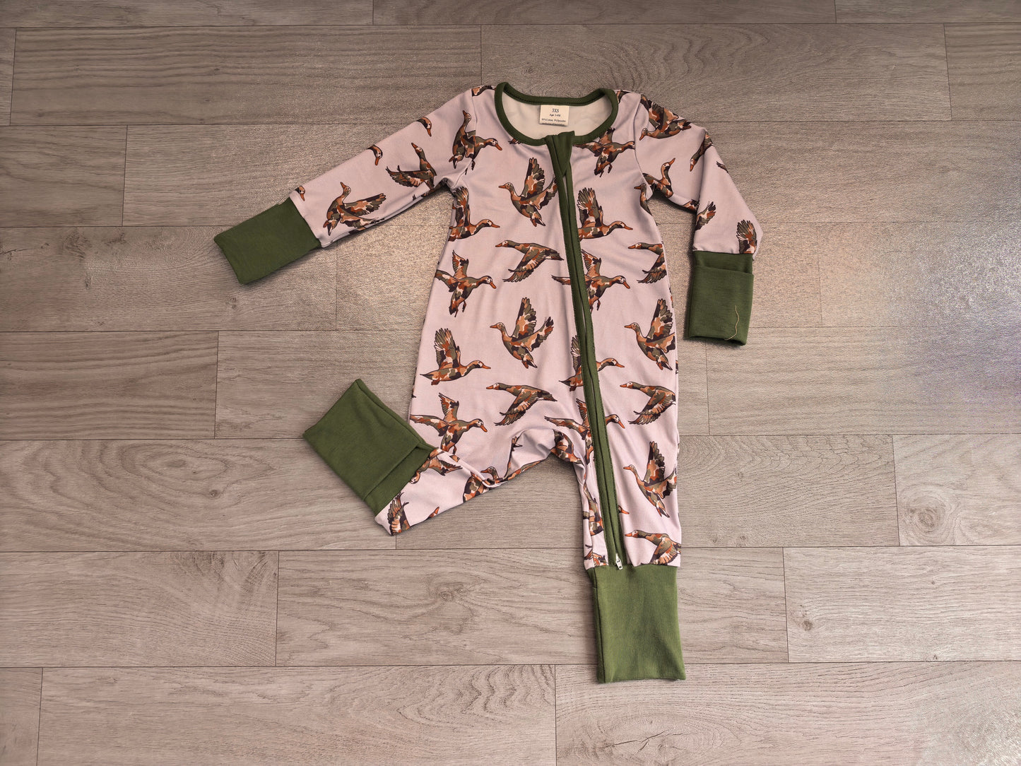 ( No moq ) Preorder Baby Boys Infant Long Sleeves Camo Ducks Zipper Footie Sleeper Romper Clothes