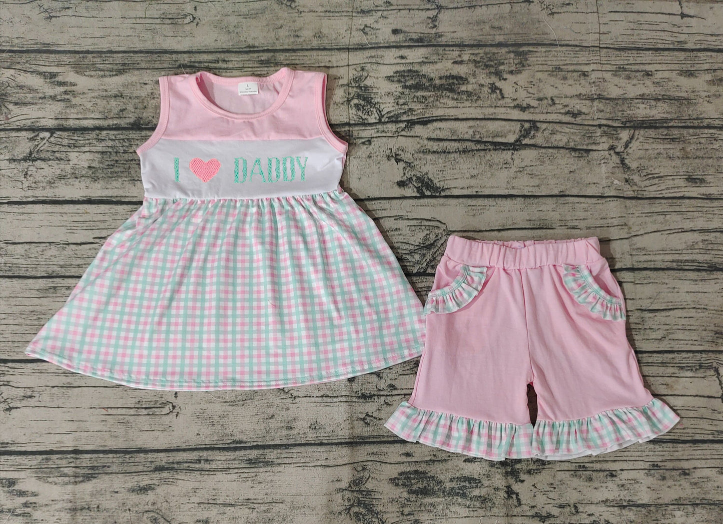 No moq Pre-order GSSO0441 Baby Girl I Love Daddy Plaid Tunic Pink Pocket Shorts Summer Set