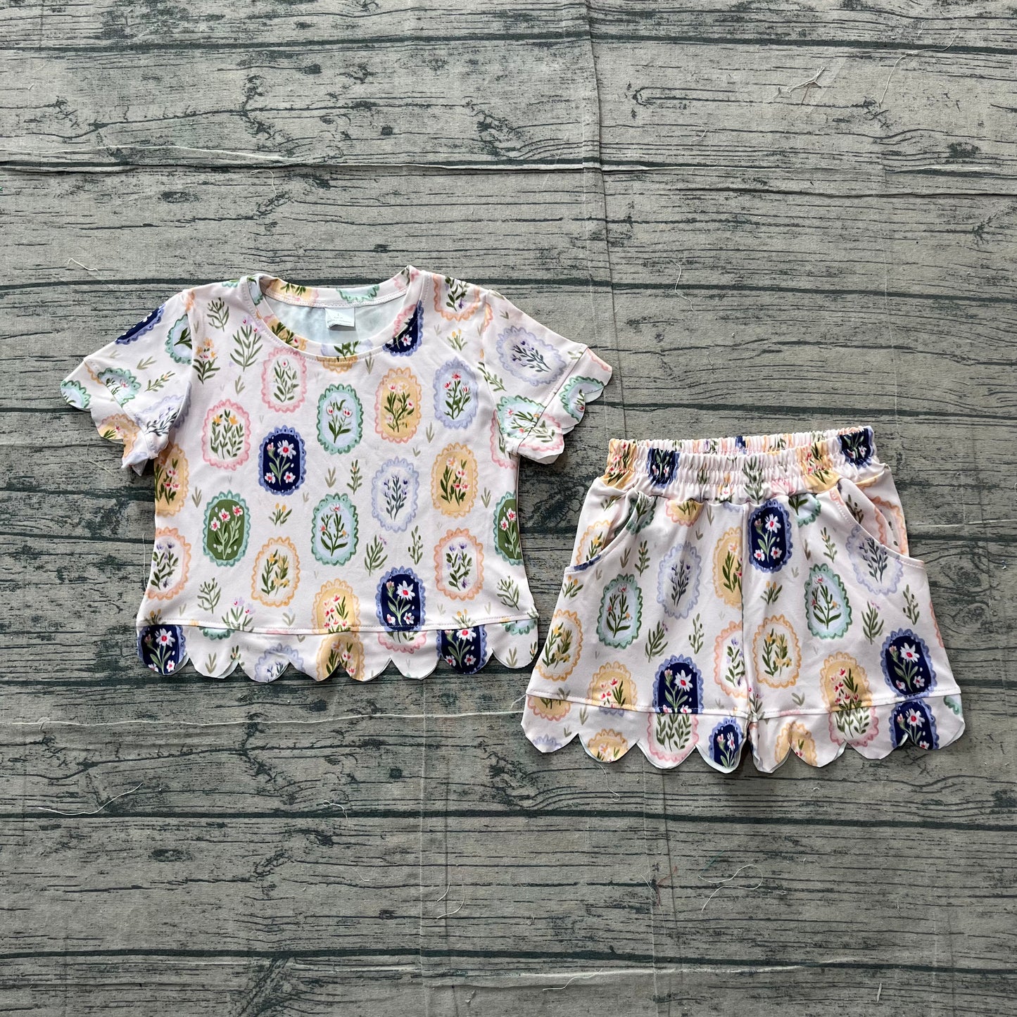 ( No moq ) Preorder Baby Girl Kids Short Sleeves Flower Shirt Shorts Set Scallop Clothes