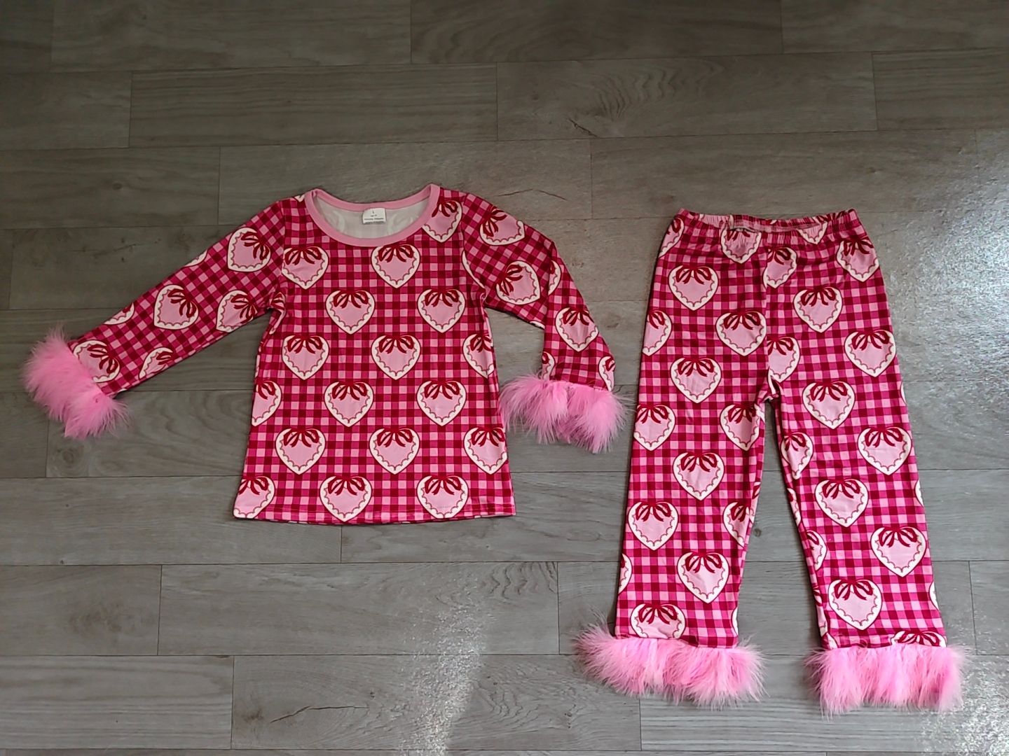 ( No moq ) Preorder Baby Girls Kids Hearts Bows Plaid Shirt Pants Valentine Pajamas Fur Set Clothes