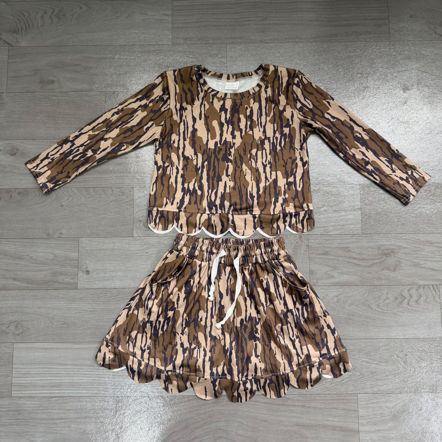 ( No moq ) Preorder Baby Girls Kids Long Sleeves Shirt Scallop Pockets Skirt Shorts Olive Camo Set Clothes