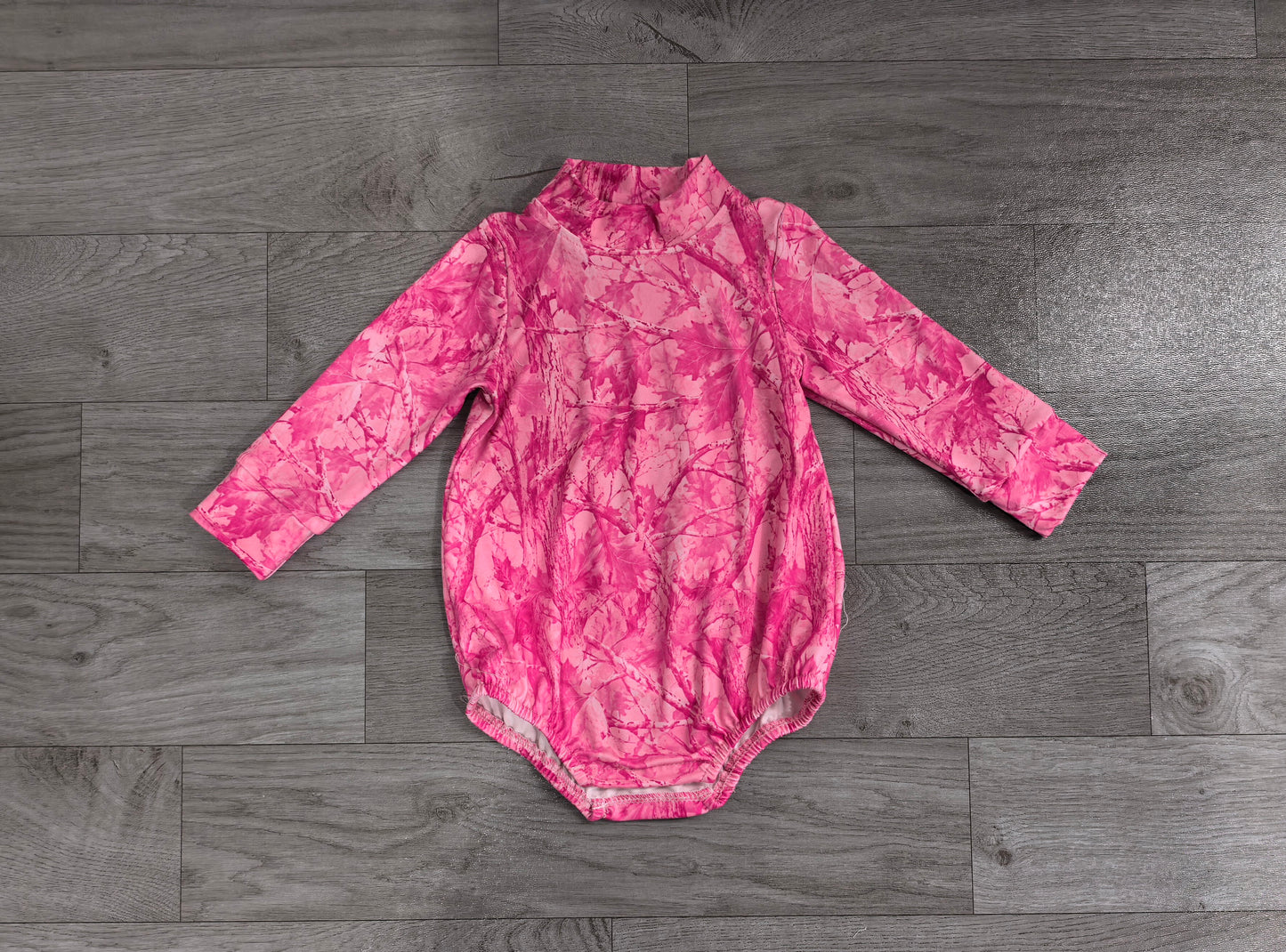 ( No moq ) Preorder Baby Girls Infant Pink Long Sleeves Leaves Bubble Romper Camo Clothes