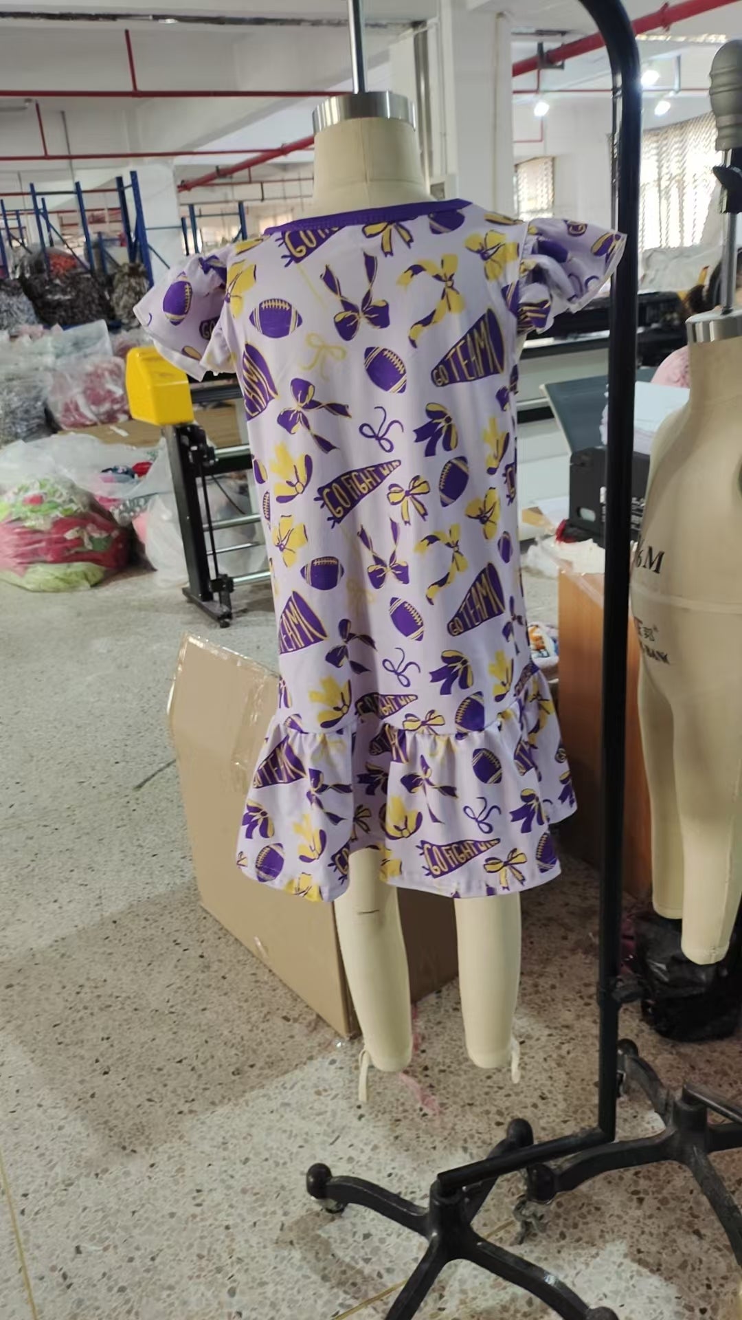 ( Mo moq ) Preorder Baby Girl Short Sleeves Cheer Purple Bows Summer Team Knee Length Dress