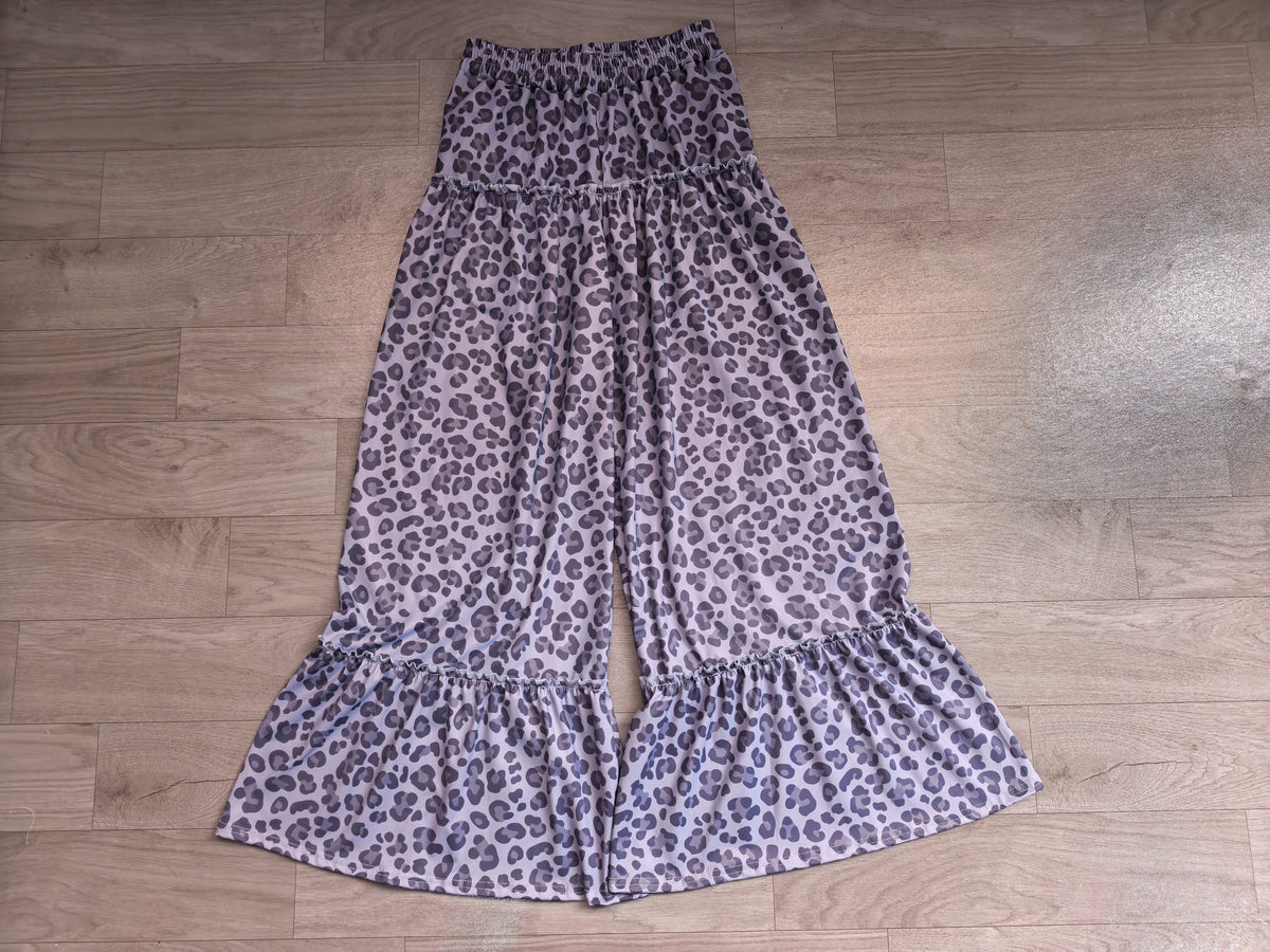 ( No moq ) Preorder Adult Women Black Camo Ruffle Pants Bottoms