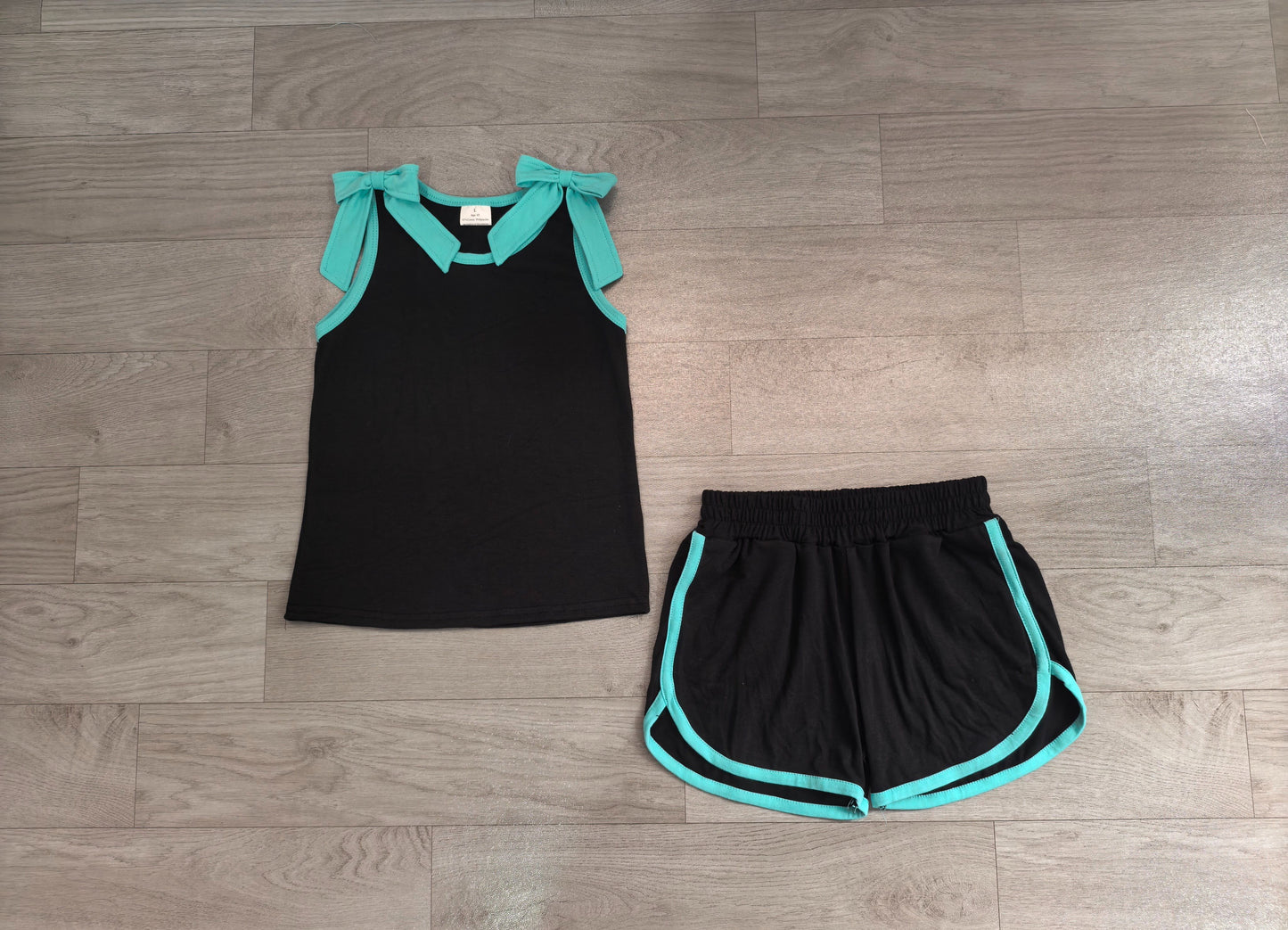 ( No moq ) Preorder Baby Girls Kids Green Trim Sleeveless Bows Shirt Shorts Black Set Summer Clothes