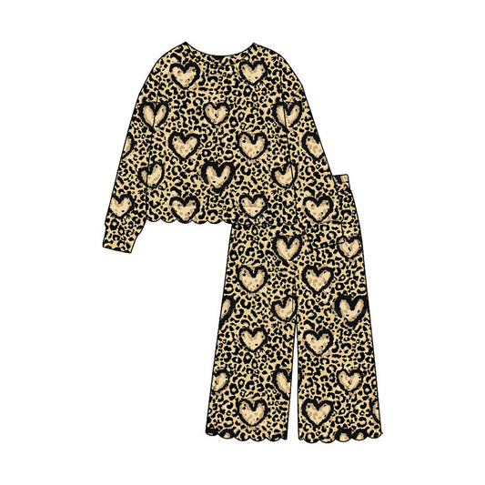 ( Moq 5 ) Preorder Baby Girls Kids Long Sleeves Hearts Leopard Shirt Pants Scallop Valentine Set Clothes
