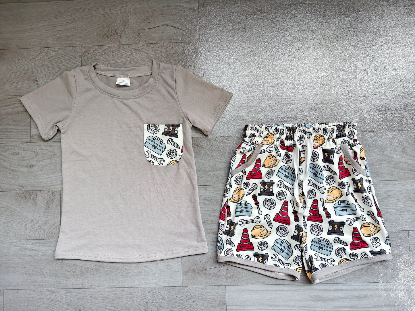 ( No moq ) Preorder Baby Boys Kids Short Sleeves Grey Shirt Tools Pockets Shorts Set Clothes