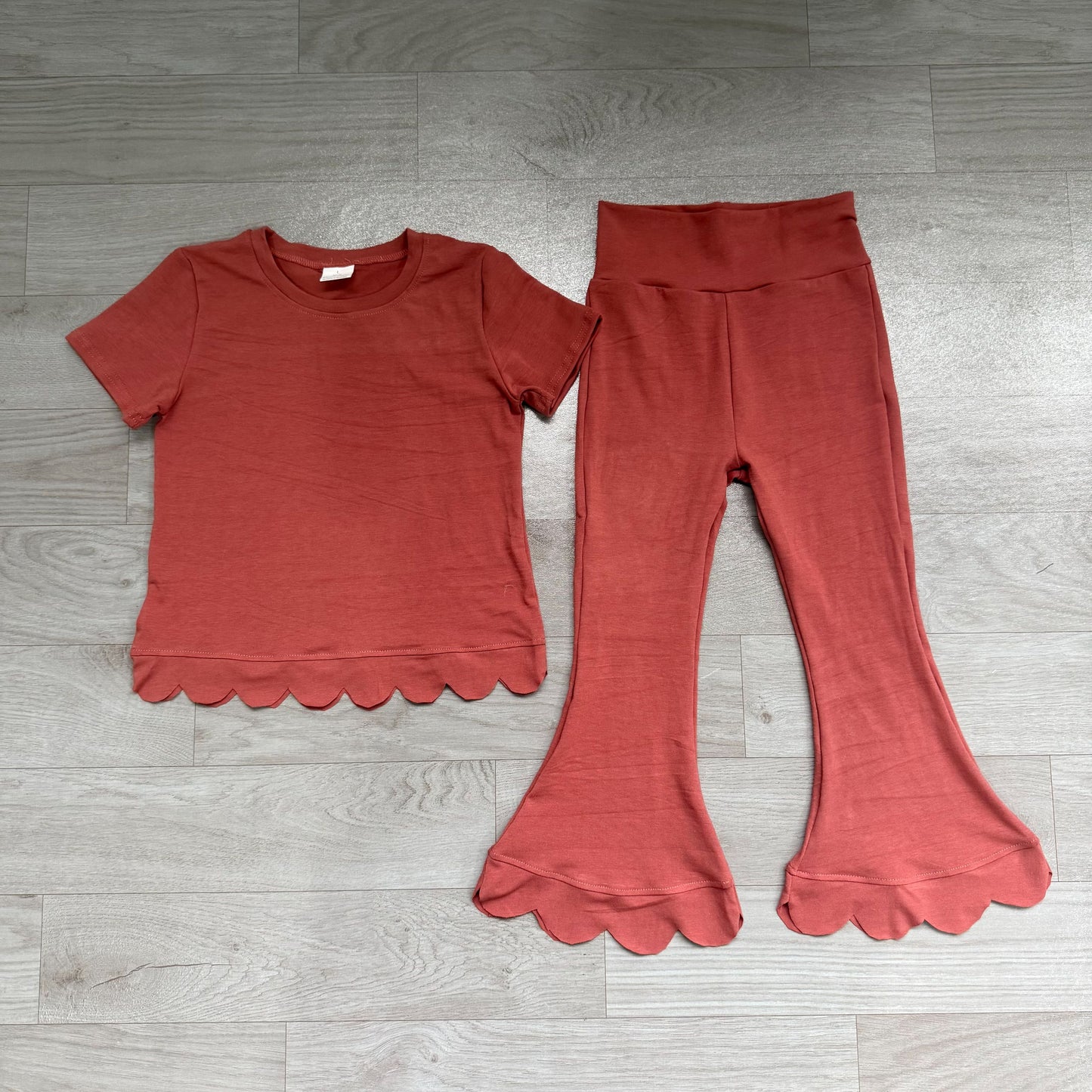 ( No moq ) Preorder Baby Girls Kids Short Sleeves Brown Shirt Pants Scallop Set Clothes