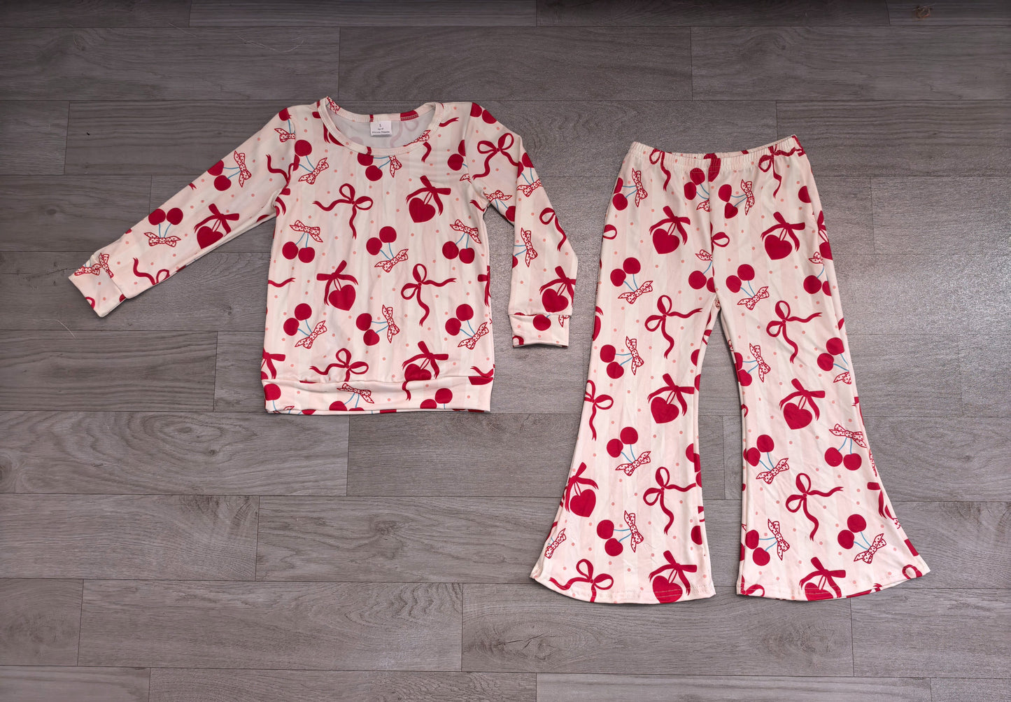 ( No moq ) Preorder Baby Girls Kids Long Sleeves Bows Hearts Shirt Bell Pants Valentine Set Clothes