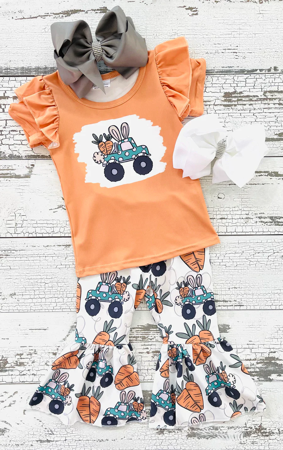 Promotion D11-4 Baby Girl Short Sleeves Easter Shirt Carrot Easter Tractor Bell Pants Set