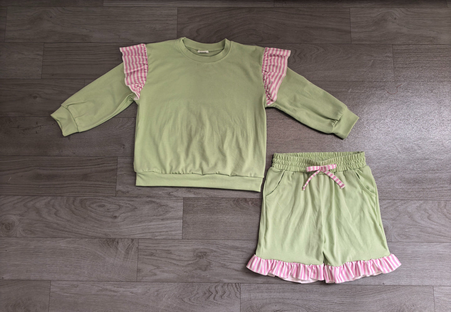 ( No moq ) Preorder Baby Girls Kids Green Long Sleeves Tops Pockets Shorts Cotton Set Clothes