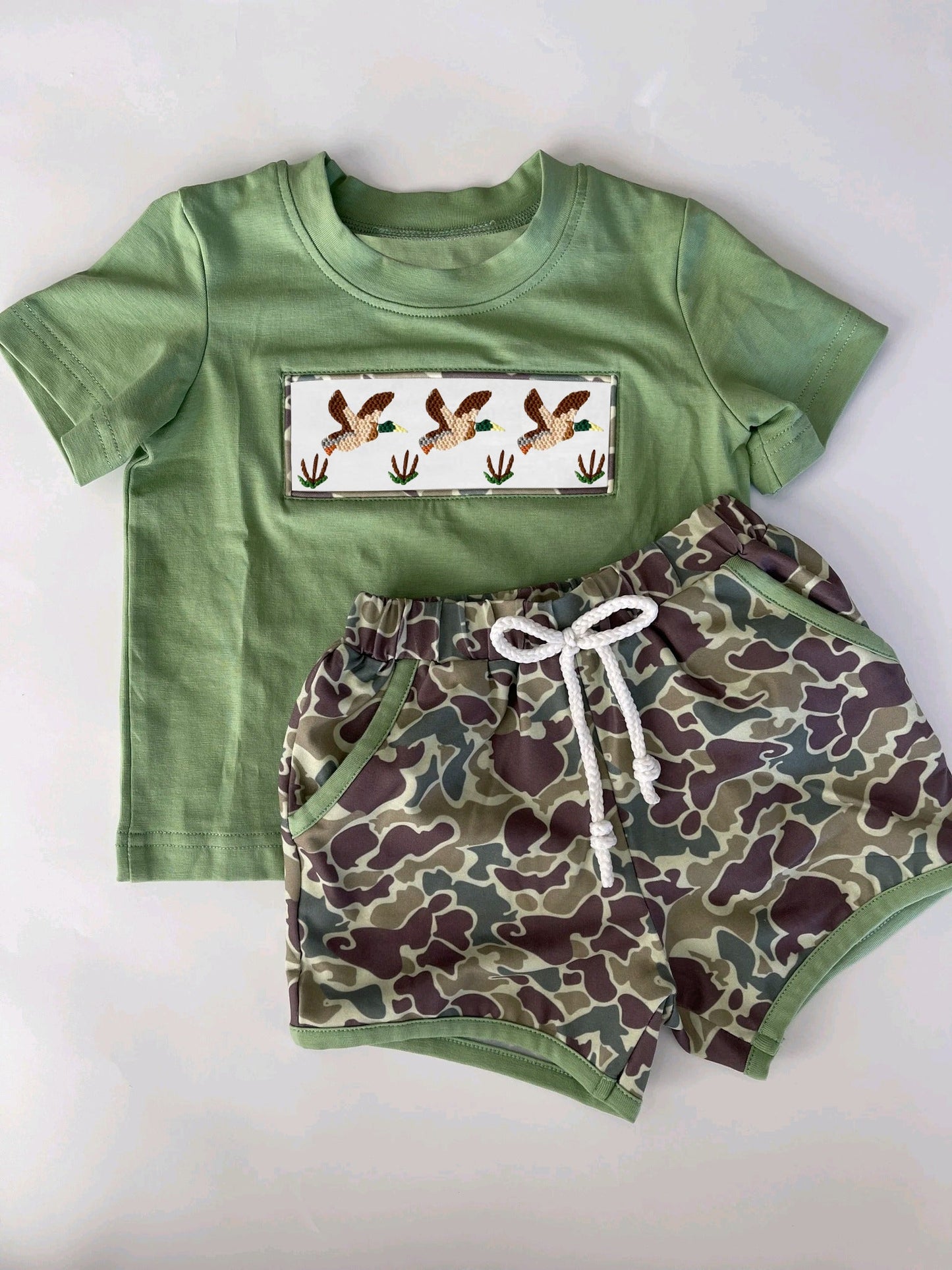 Preorder Baby Boy Ducks Green Shirt Camo Pockets Shorts Hunting Clothes Set ( Moq 5 )