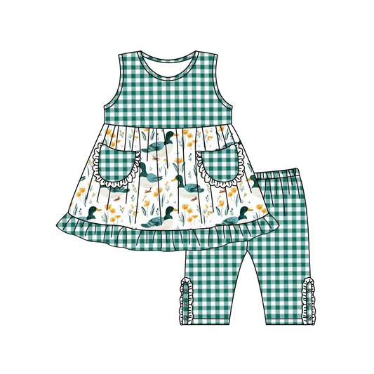 Moq 3 Pre-order GSSO0849 Baby Girls Sleeveless Ducks Pocket Tunic Green Plaid Capris Set