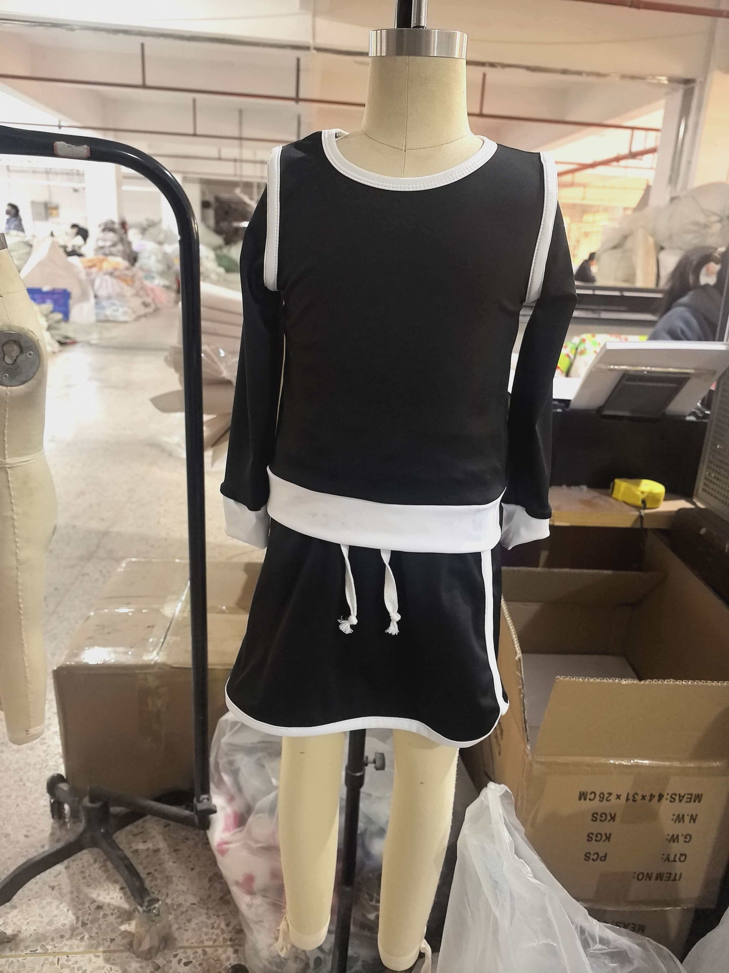 Baby Girls Kids Black Long Sleeve Shirt Skirts Shorts Yoga Clothes Set RTS