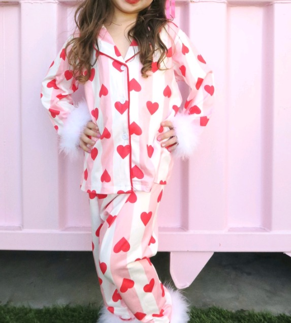Pre-order Baby Girl Valentines Hearts Fur Tops Pants Pajamas Clothes Set