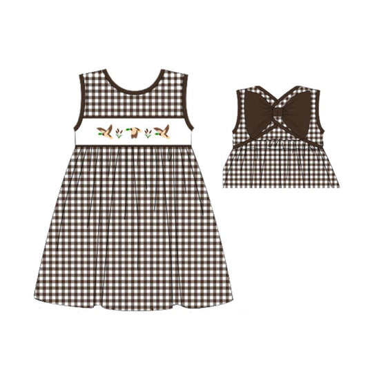 ( Moq 5 ) Preorder Baby Girl Sleeveless Ducks Brown Plaid Bow Knee Length Dress