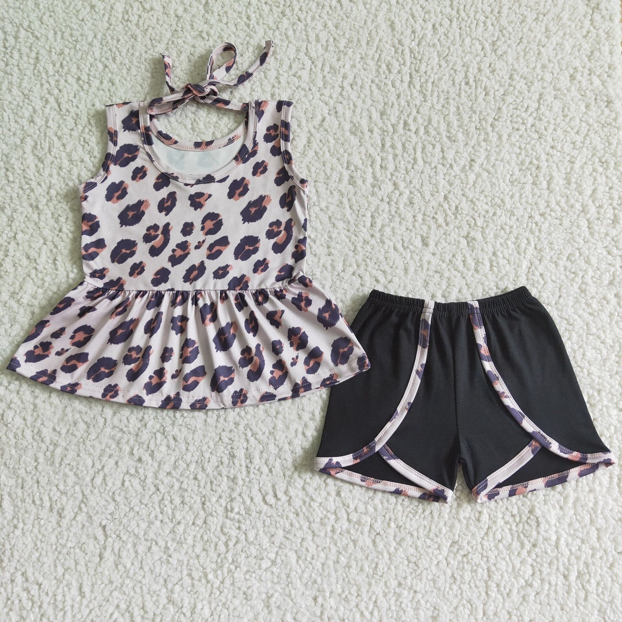 Promotion Baby Girl Sleeveless Leopard Tops Black Shorts Set