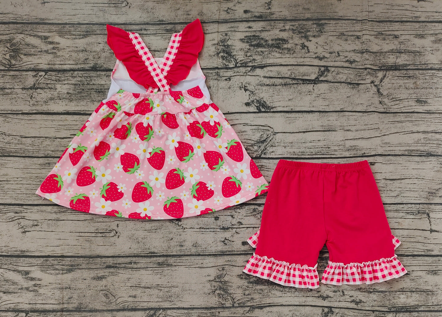 Pre-order Baby Kids Mama's Girl Strawberry Floral Tops Ruffle Shorts Set