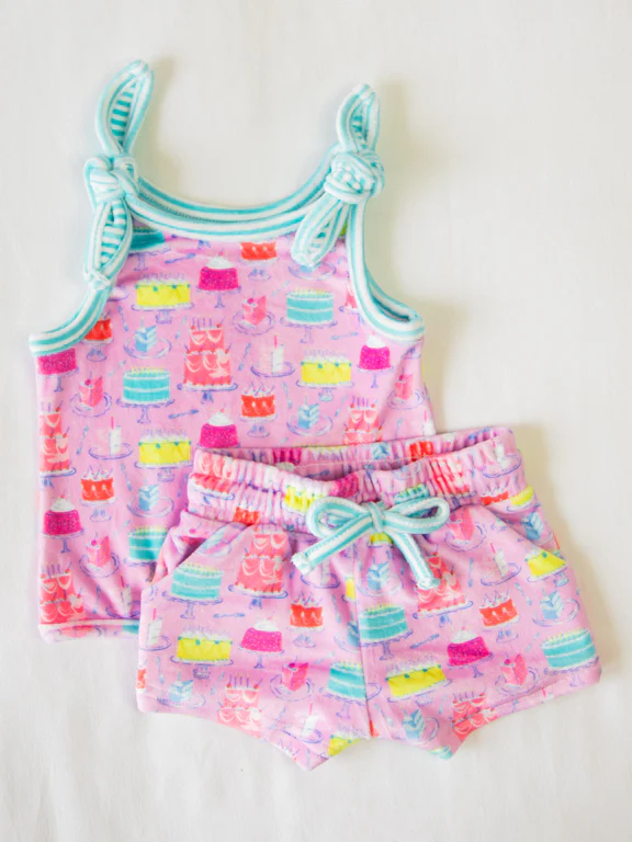 Preorder Baby Girl Straps Birthday Cake Bows Shirt Shorts Pockets Set ( Moq 5 )