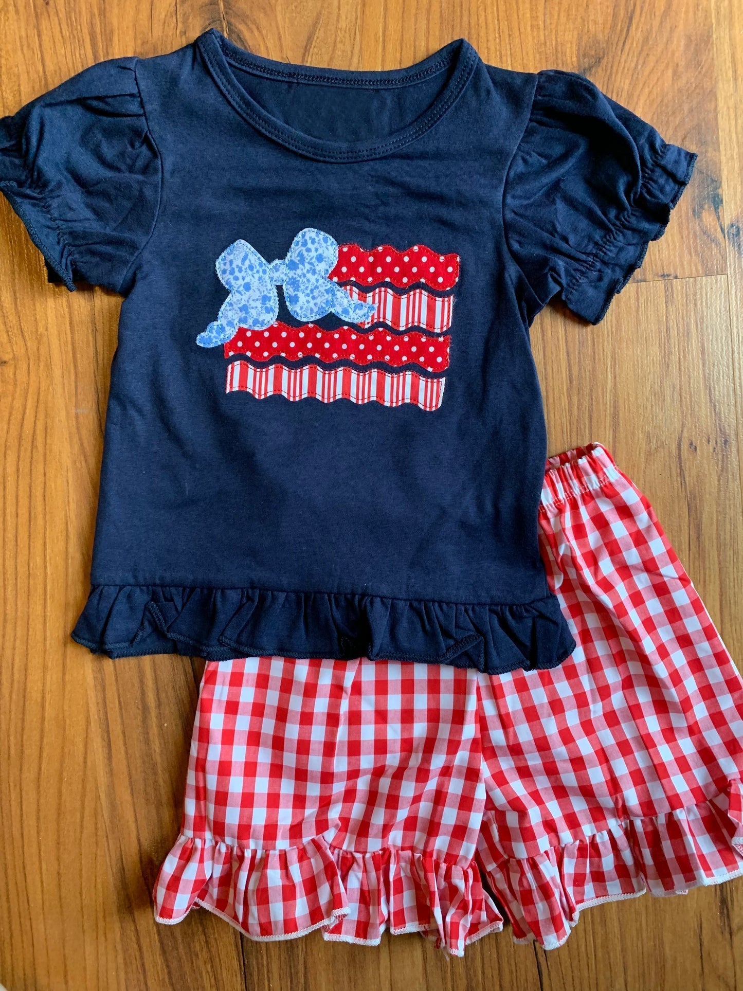 Preorder Baby Girl Short Sleeves Flag Bow Shirt Ruffle Plaid Short 4th Of July Clothes Set ( Moq 5 )