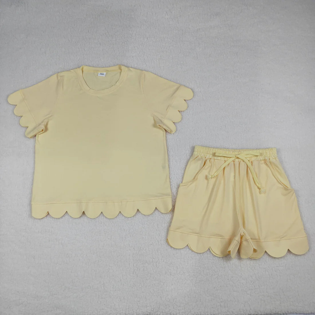 Sibling Baby Girls Adult Women Short Sleeves Yellow Cotton Shirts Shorts Scallop Sets Summer Clothes RTS