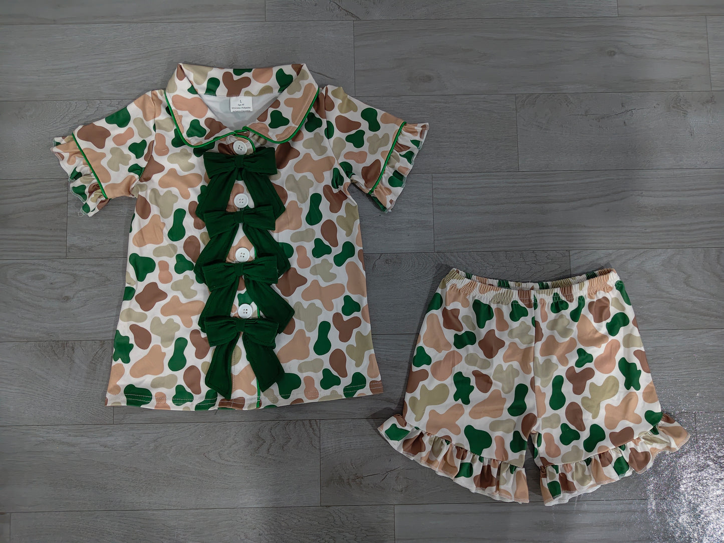 ( No moq ) Preorder Baby Girls Kids Camo Green Bows Buttons Shirt Ruffle Shorts Hunting Pajamas Set