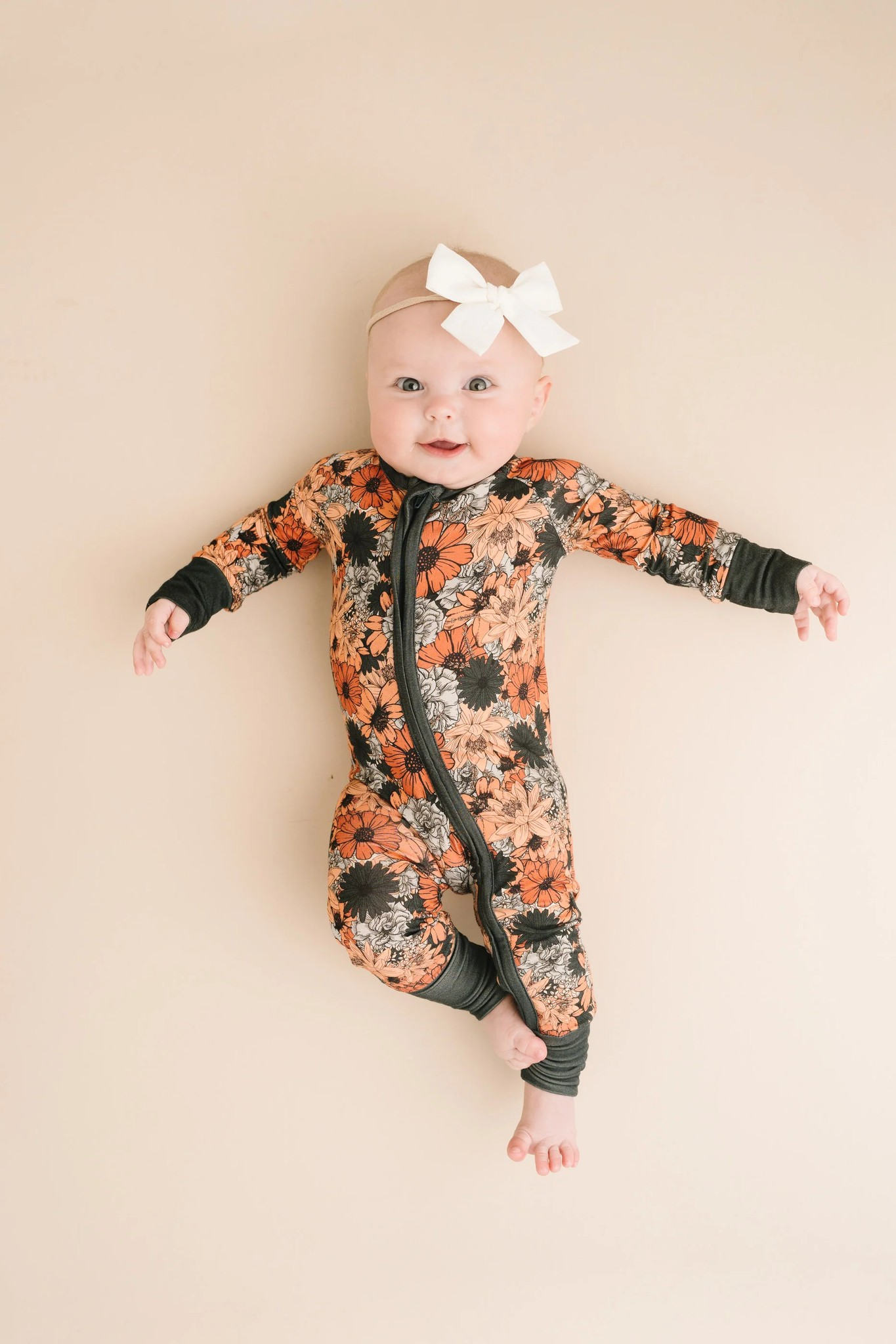 Pre-order Baby Girl Infant Long Sleeves Flower Zipper Romper