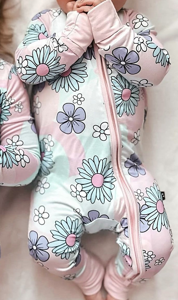 Pre-order Baby Girl Infant Flower Zipper Long Sleeves Romper
