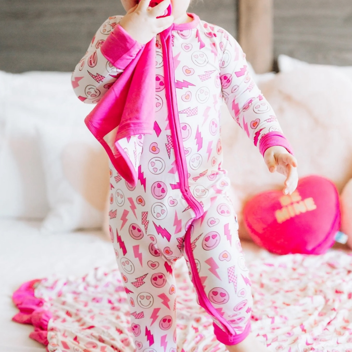 Pre-order Baby Girl Infant Long Sleeves Smile Valentines Hearts Zipper Pink Romper