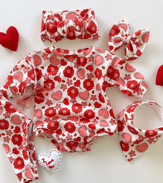 ( Moq 5 ) Preorder Girls Infant Long Sleeve Hearts Flower Valentine Romper