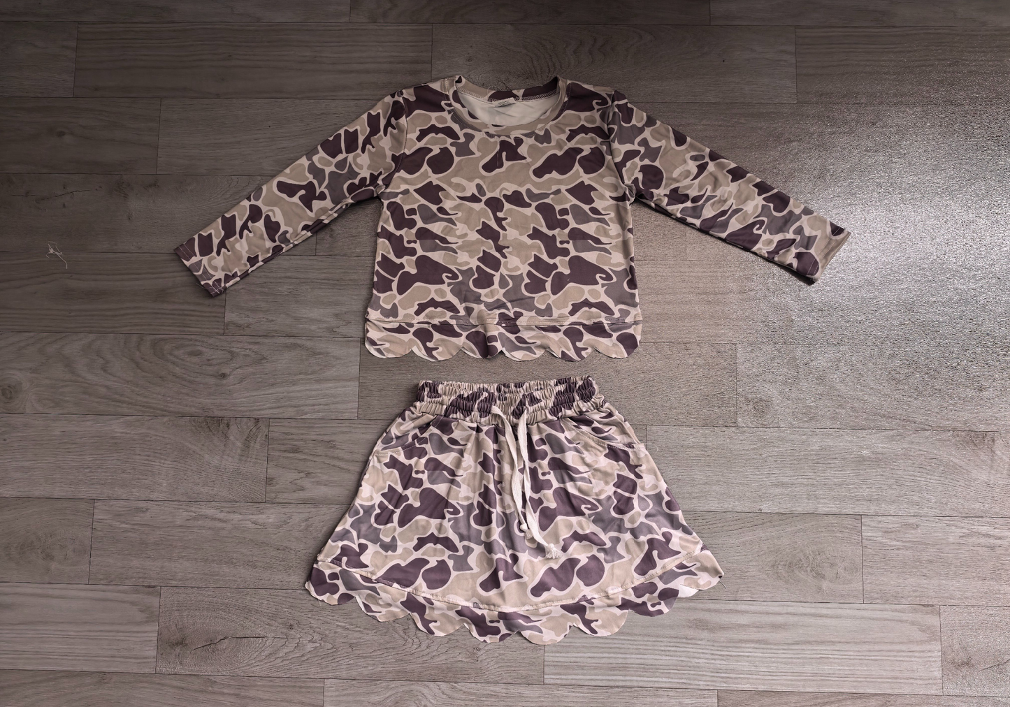 ( No moq ) Preorder Baby Girls Kids Long Sleeves Shirt Scallop Pockets Skirt Shorts Camo Set Clothes