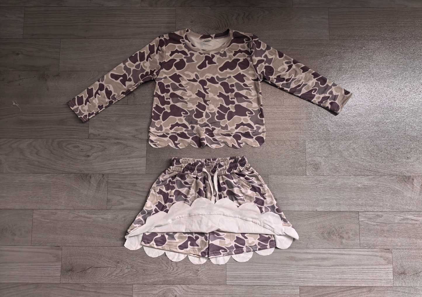 ( No moq ) Preorder Baby Girls Kids Long Sleeves Shirt Scallop Pockets Skirt Shorts Camo Set Clothes